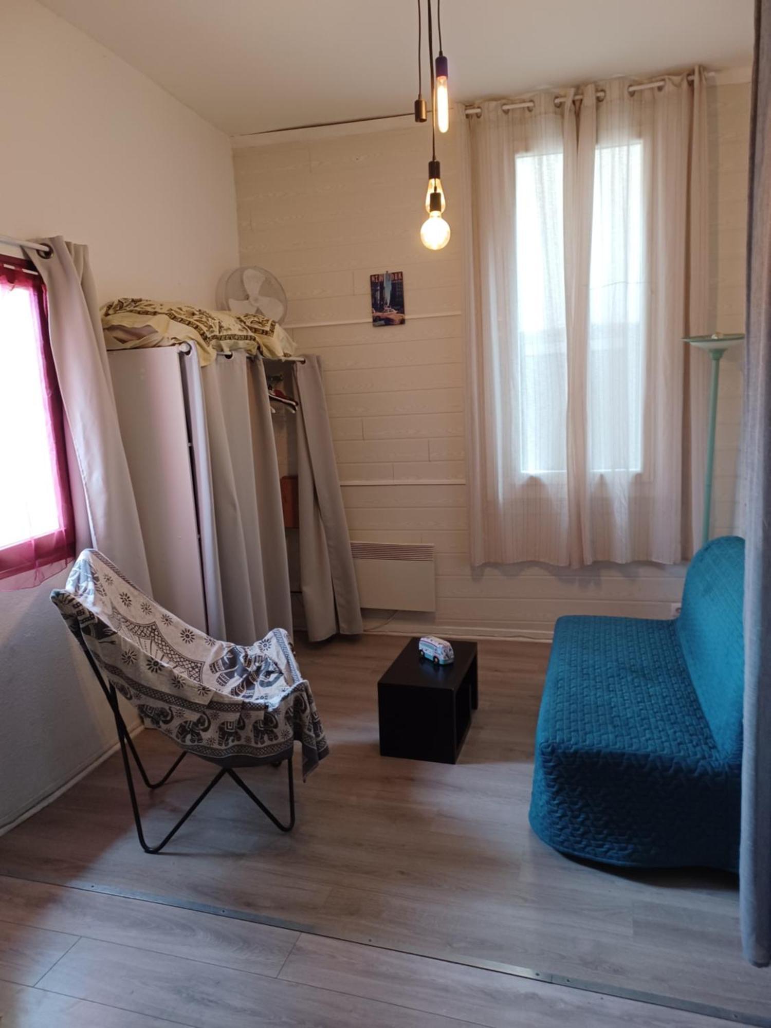 4 Rue Mercier Сет Экстерьер фото