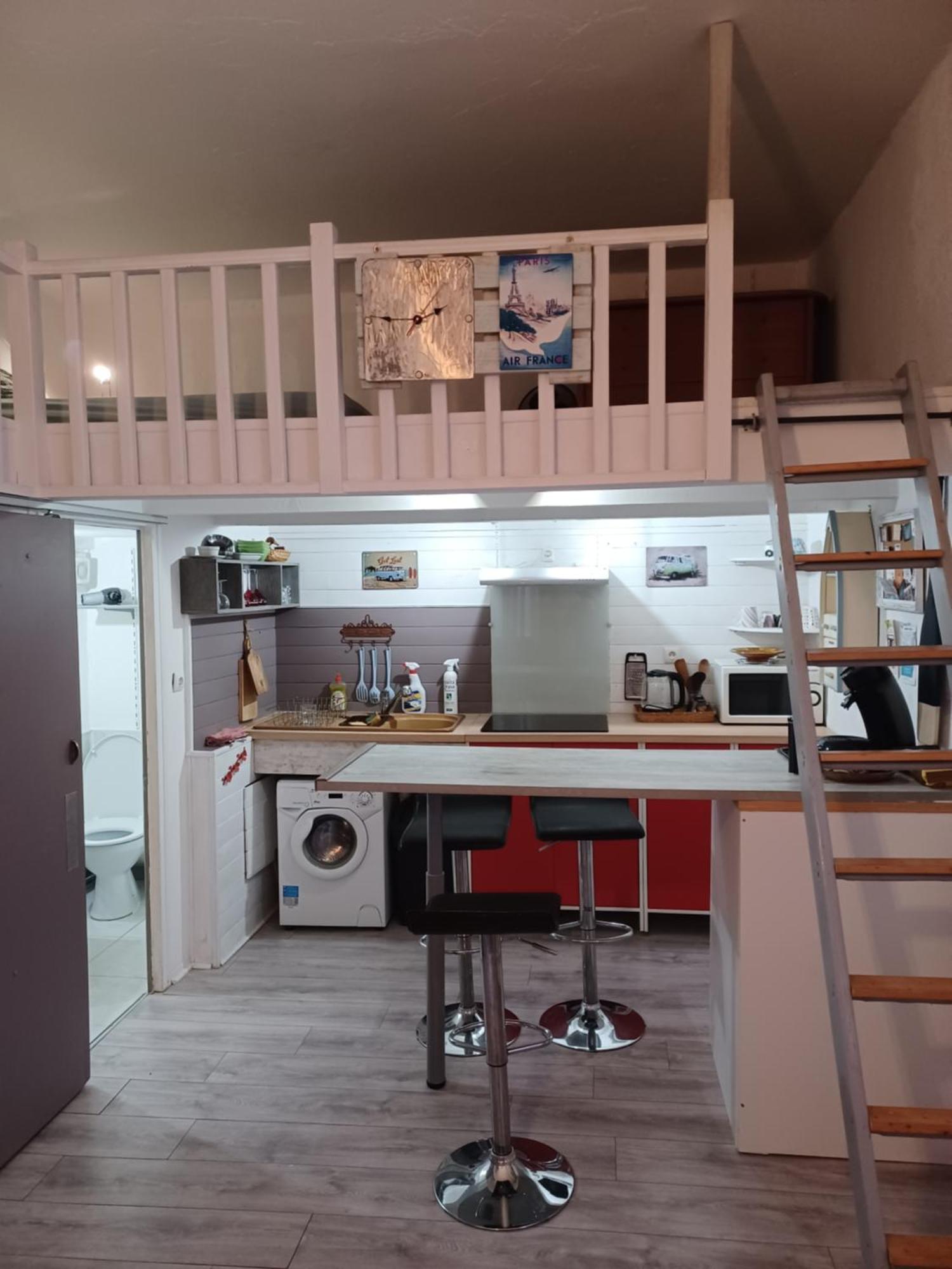 4 Rue Mercier Сет Экстерьер фото
